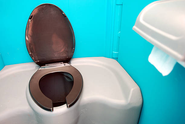 Portable Toilet Options We Offer in Crescent City, FL